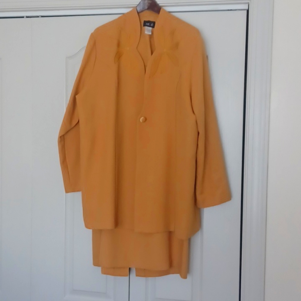 2-piece suit
